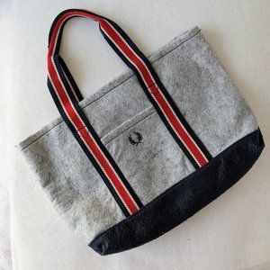 FRED PERRY FELT TOTE BAG